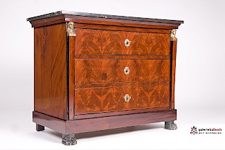 Antike Möbel aus der Zeit des Empire