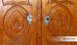 Antike Möbel aus Kiefer