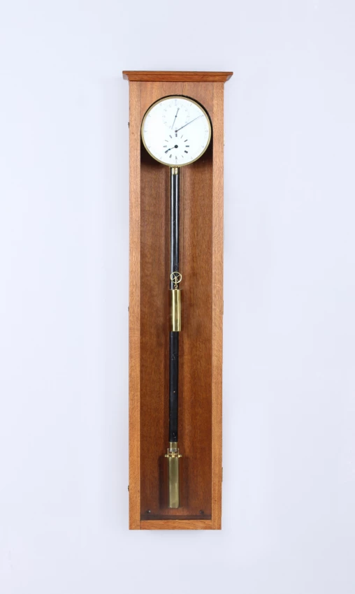 Régulateur antique, horloge murale précise avec pendule à secondes, vers 1900-1920 - probablement Allemagne
chêne, laiton
début du 20e siècle