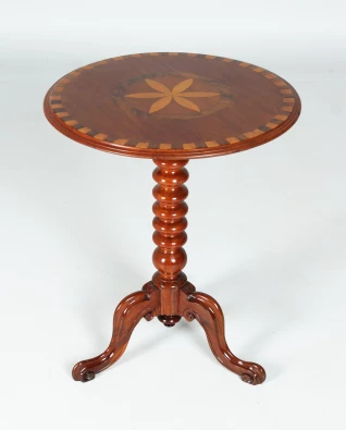 England
Mahogany and others
second half of the 19th century.