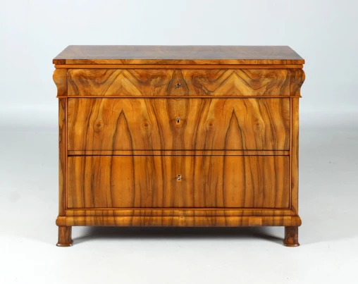 Antique chest of drawers, walnut, Biedermeier around 1835, restored - South-West Germany
Walnut
Biedermeier around 1835
