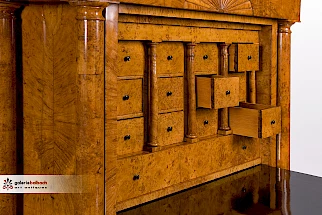 Meubles anciens Biedermeier