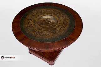 Table ronde antique