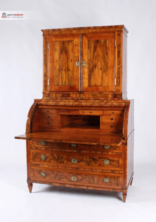 Secrétaire antique en noyer, Louis Seize vers 1790 - Sud-ouest de lAllemagne
Cerisier, noyer et autres.
Classicisme vers 1790