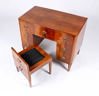 Antiker kleiner Schreibtisch