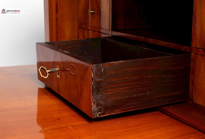 Biedermeier Eckschrank - Ecksekretär in Kirschbaum