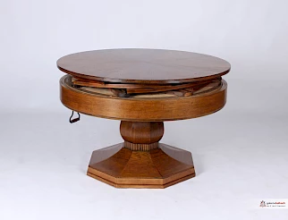 Liegnitz Ring Table