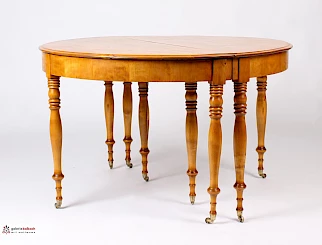 Runder Esstisch antik