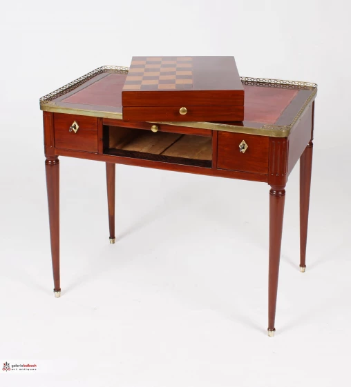 Antique console, chess table, dressing table, desk, mahogany - West Germany
Mahogany
Classicism around 1810