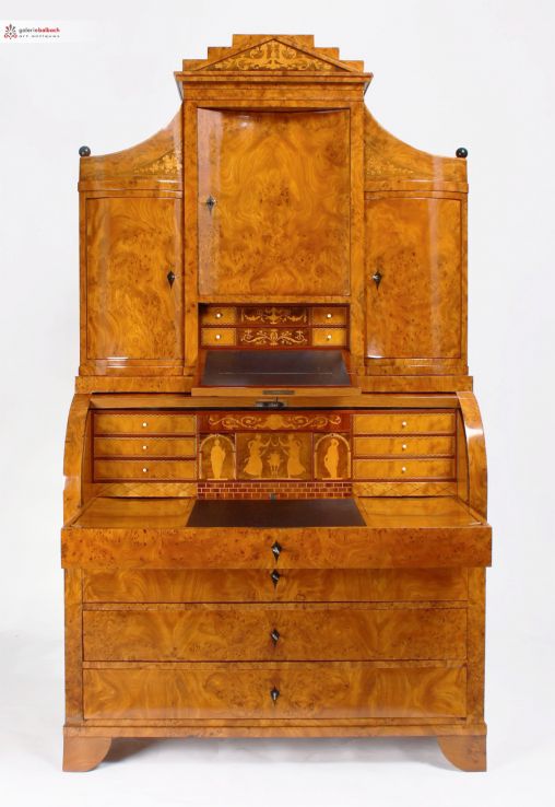 Antiker Biedermeier Sekretär sog. Seeländer, Norddeutschland um 1825 - Schleswig-Holstein
Ulme-Maser, Mahagoni, u.a.
Biedermeier um 1825