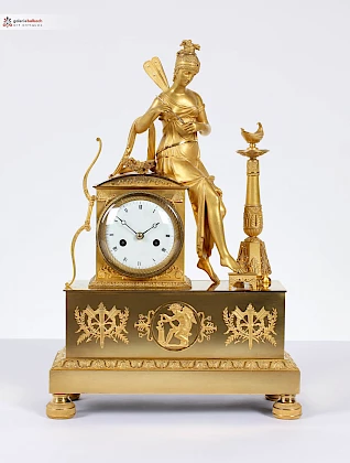 <p>Frankreich<br />
feuervergoldete Bronze<br />
Empire um 1820</p>