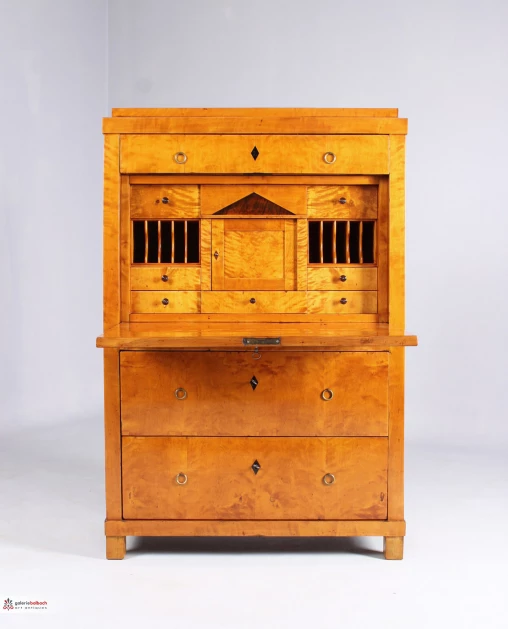 Antique Biedermeier Secretary, Writing Cabinet in Birch - Northern Germany
Birch
Biedermeier around 1825