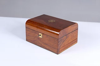 Coffret en bois antique