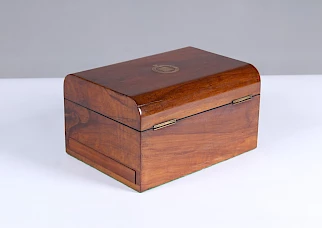 Coffret en bois antique