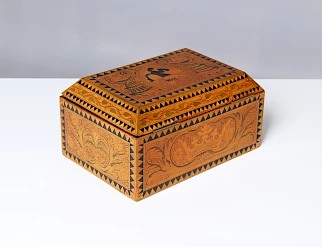 Coffret antique