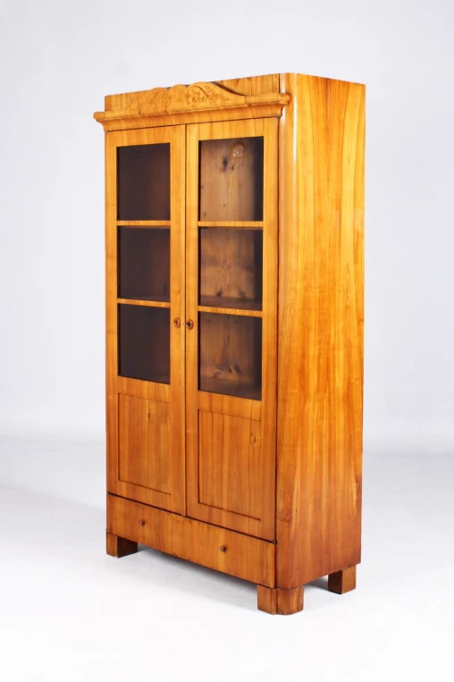 Antiker Bücherschrank, Vitrine, Kirschbaum, Biedermeier um 1840 - Sachsen
Kirschbaum
Biedermeier um 1840