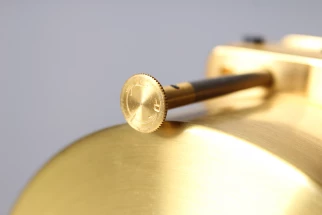 Feinregulierung Atmos Uhr