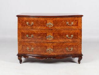 Baroque chest of drawers walnut
