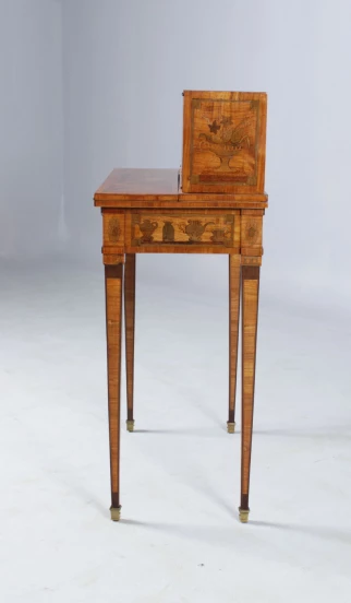 Bureau de dame antique