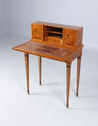 Bureau de dame antique