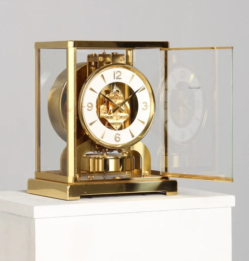 Orologio Atmos originale di Jaeger LeCoultre, fabbricazione 1965 - Svizzera
Ottone placcato oro
Anno di fabbricazione 1965