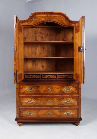 Armoire Commode