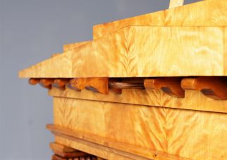 Secrétaire avec compartiment secret