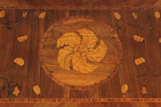 Cassettone intarsiata