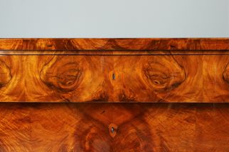Biedermeier chest of drawers
