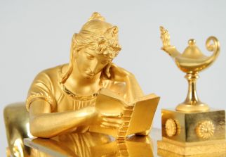 Horloge de table Empire La Liseuse