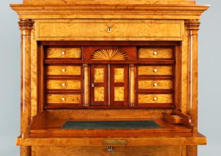 Biedermeier birch chest of drawers