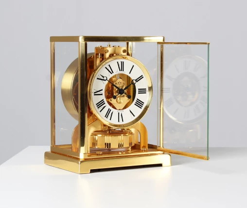 Jaeger LeCoultre, orologio Atmos in oro con numeri romani, anno 1978 - Svizzera
Ottone placcato oro
Anno di produzione 1978