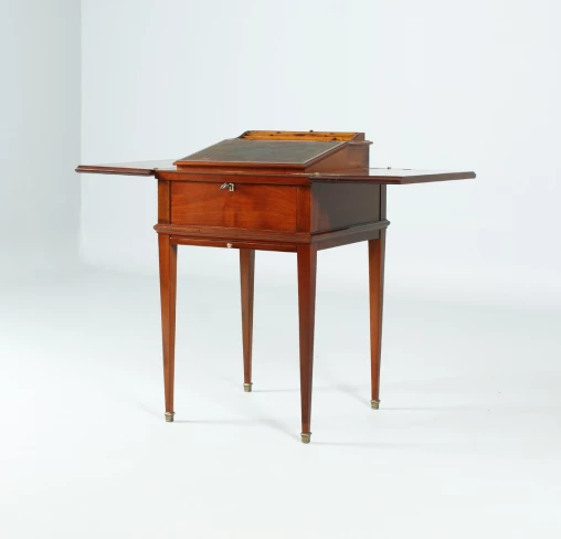 Antique Writing Desk, Empire Ladies' Secretary, Convertible Desk - France
Mahogany
Empire, 19th century.