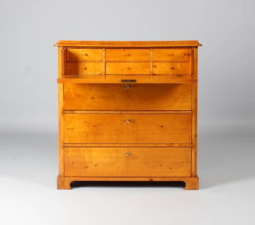 Small antique Biedermeier secretary, writing chest of light wood - Scandinavia
Birch
Mid 19th century