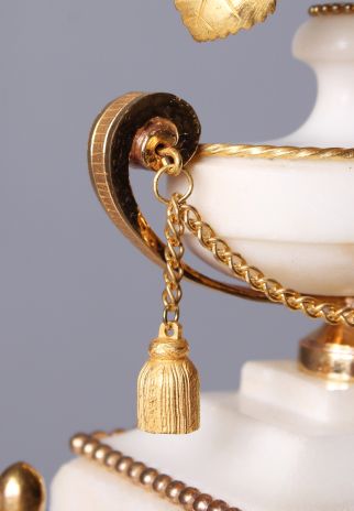 Bronze doré et ciselé