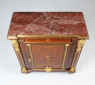 Louis XVI Stil Schrank, Paris, Rosenholz