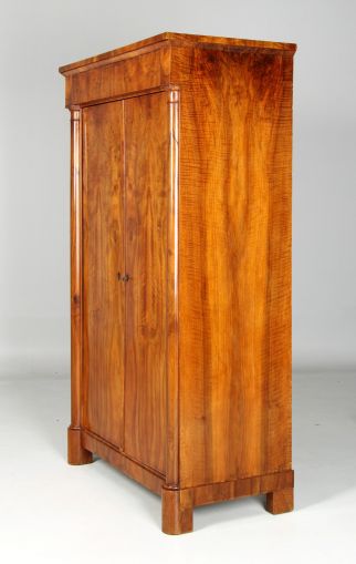Armadio per biancheria Biedermeier