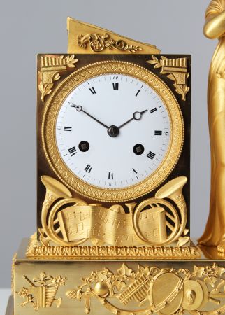 Horloge de cheminée Empire vers 1810-1820