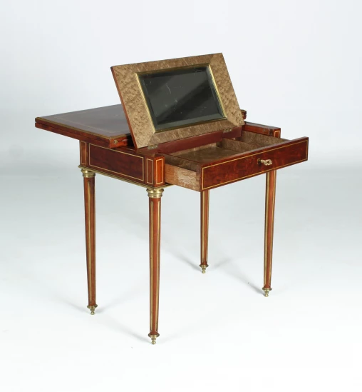 Small Antique French Desk, Dressing Table, Game Table - France
Wood, brass
around 1870