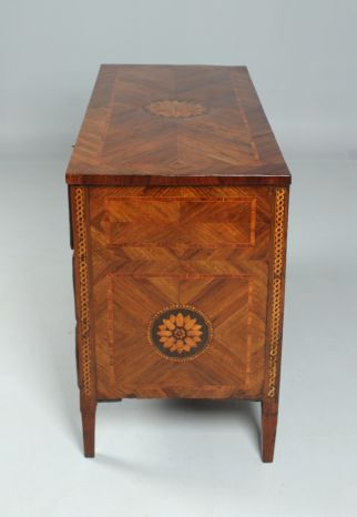 Italian antique chest of drawers with inlays Louis XVI around 1790
