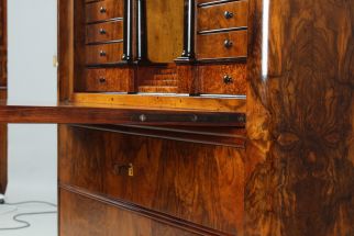 Noyer secrétaire Biedermeier restauré