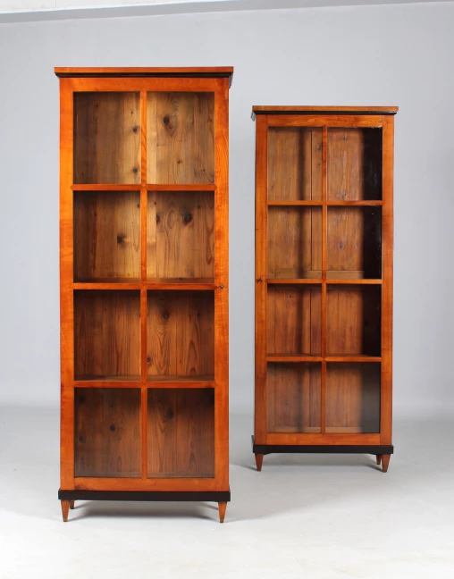 Two antique bookcases, display cabinet, cherry wood, Biedermeier c. 1820 - Southern Germany
Cherry tree
Biedermeier around 1820