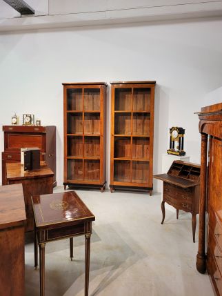 Ancienne bibliothèque en cerisier Biedermeier