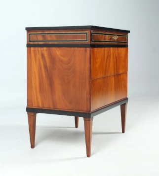 Petite commode antique Biedermeier