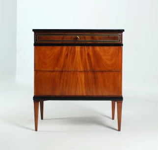 Petite commode antique Biedermeier