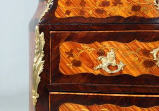 Commode avec marqueterie