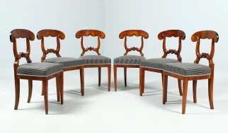 Six chaises à aubes Biedermeier en noyer vers 1830