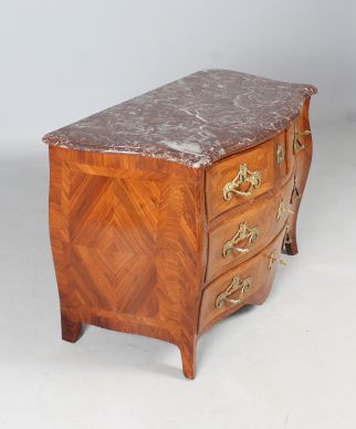 Commode Tombeau