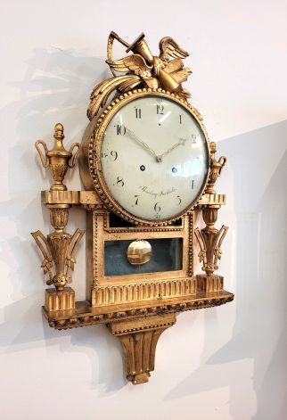 Cartel clock