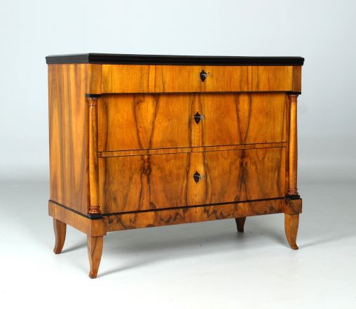Antique chest of drawers, Biedermeier c. 1820, Franconia, walnut - Southern Germany
Walnut
Biedermeier c. 1820
